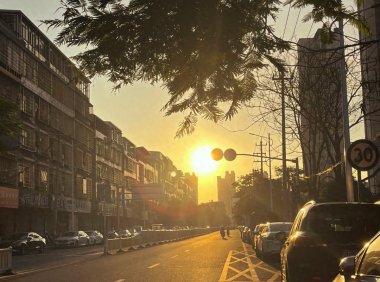 我在小城做自媒体，4个“接地气”方法，稳赚不慌